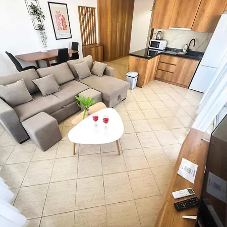 Apartment To-mi 1066