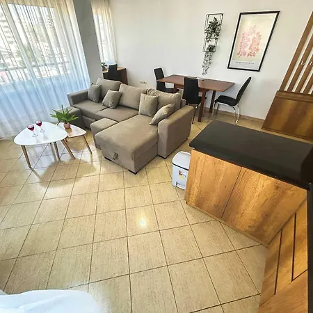 To-mi 1066 Apartment